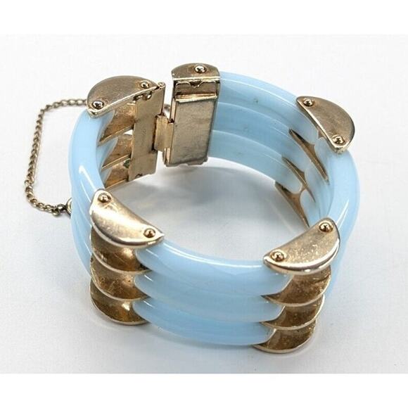 VTG Vargas Blue Crackle Lucite Wide Link 3 Row Gold Tone Hinged Bracelet 7" - Picture 2 of 6